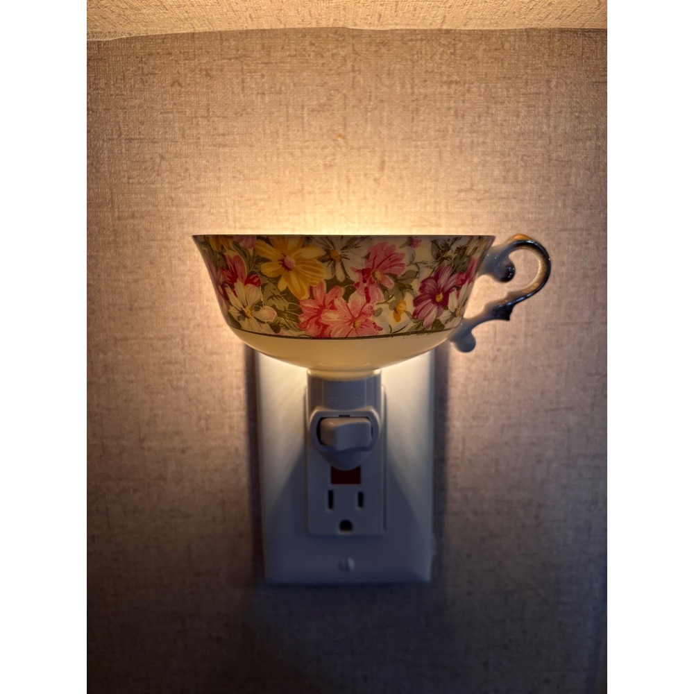 Handcrafted Floral Teacup Night Light Vintage Style Ceramic Cottagecore Decor